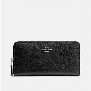 Coach Accordion Zip Wallet Black